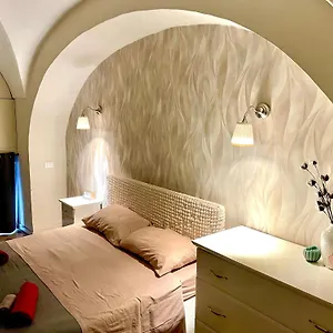 https://dream-home-lovely-space-in-the-heart-of-catania.catania-hotels.net
