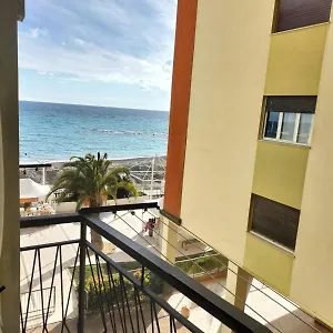 https://casa-tizzy-frontemare.hotelitalianriviera.com