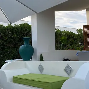 https://villa-chiara-a-due-passi-dal-mare-mazara-del-vallo.sicilyhotelsitaly.net